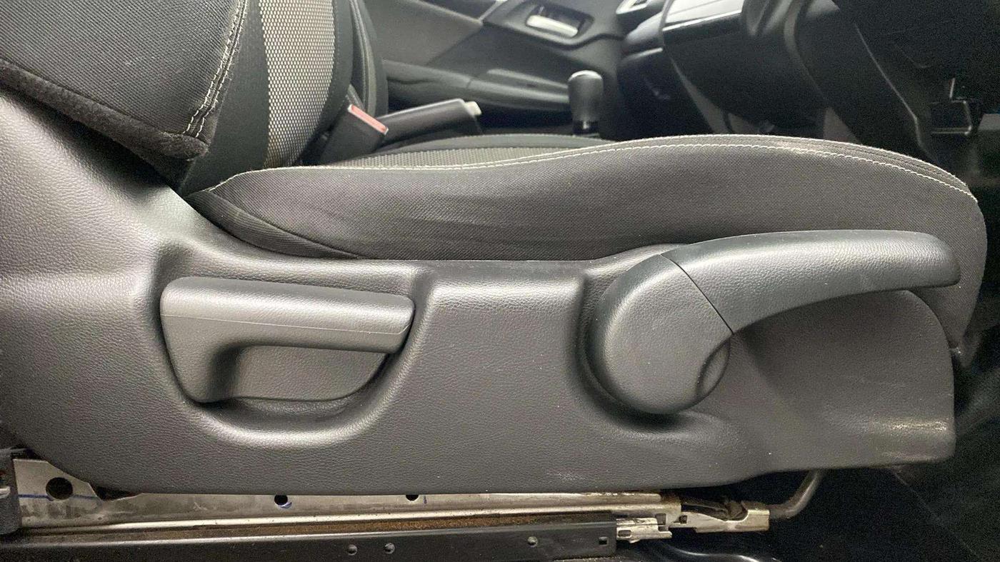 2017 Honda WR-V 1.2L I-VTEC VX MT, Petrol, Manual, 45,554 km, Driver Side Adjustment Panel