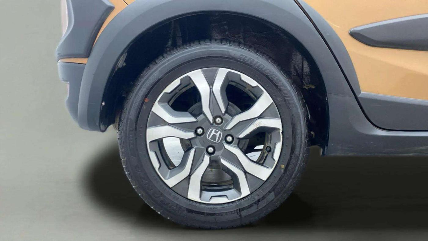 2017 Honda WR-V 1.2L I-VTEC VX MT, Petrol, Manual, 45,554 km, Right Rear Wheel