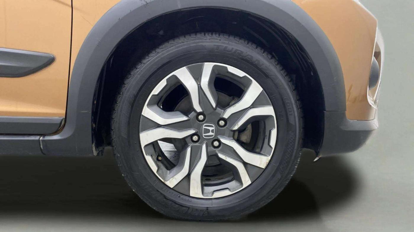 2017 Honda WR-V 1.2L I-VTEC VX MT, Petrol, Manual, 45,554 km, Right Front Wheel