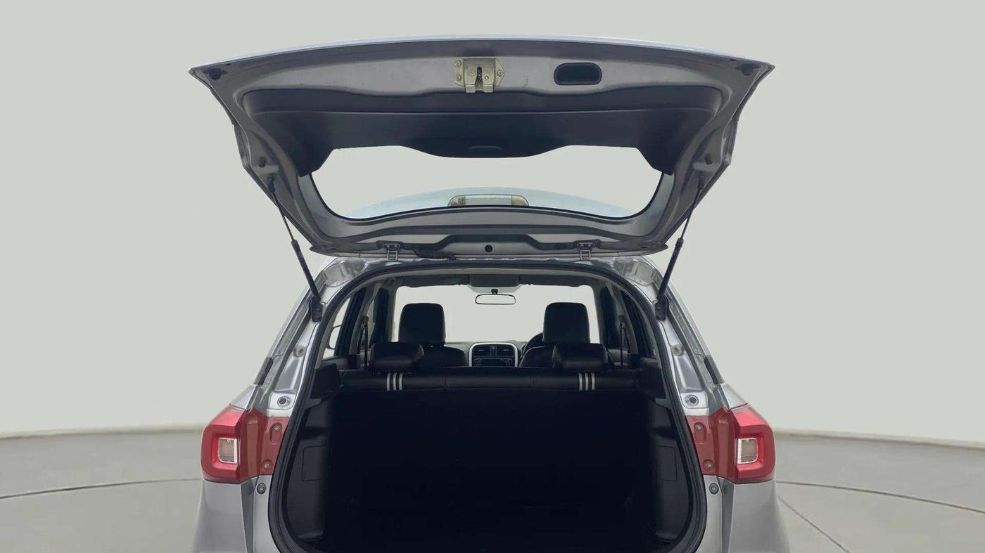 2021 Maruti Vitara Brezza LXI, Petrol, Manual, 43,348 km, Boot Door Open