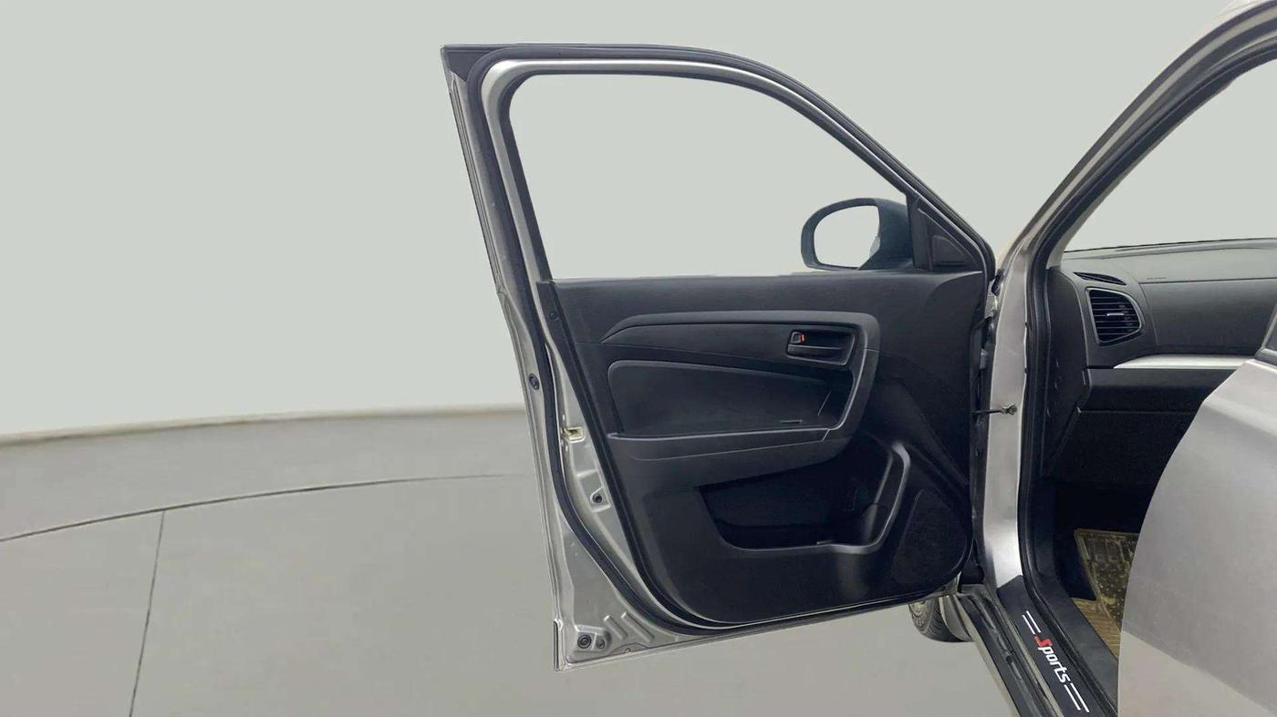 2021 Maruti Vitara Brezza LXI, Petrol, Manual, 43,348 km, LHS Front Door