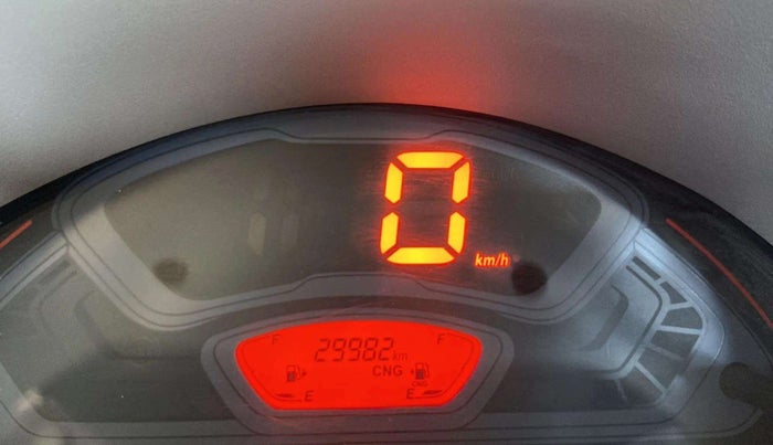 2023 Maruti Eeco 5 STR AC CNG, CNG, Manual, 29,957 km, Odometer Image