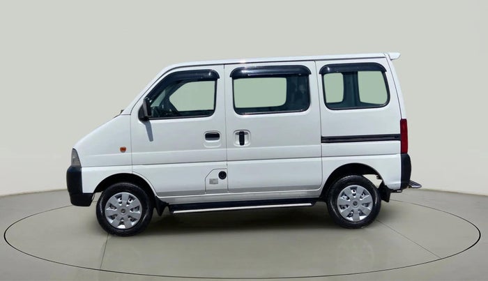 2023 Maruti Eeco 5 STR AC CNG, CNG, Manual, 29,957 km, Left Side