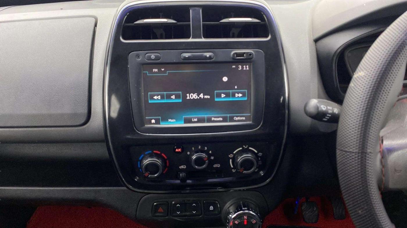 2017 Renault Kwid RXT 1.0 AMT, Petrol, Automatic, 65,197 km, Air Conditioner