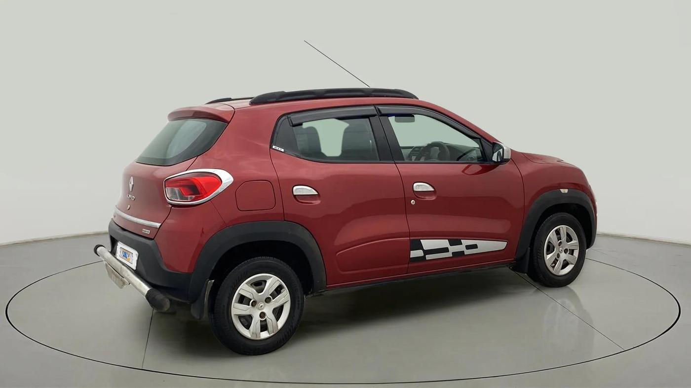 2017 Renault Kwid RXT 1.0 AMT, Petrol, Automatic, 65,197 km, Right Back Diagonal