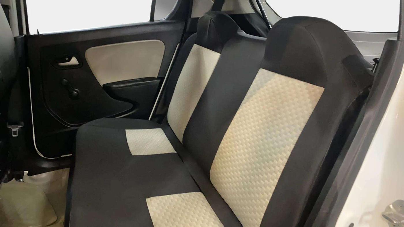 2021 Maruti Alto LXI, Petrol, Manual, 19,974 km, Right Side Rear Door Cabin