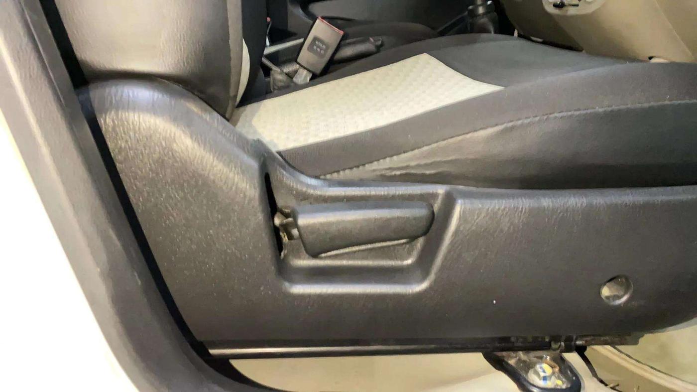 2021 Maruti Alto LXI, Petrol, Manual, 19,974 km, Driver Side Adjustment Panel
