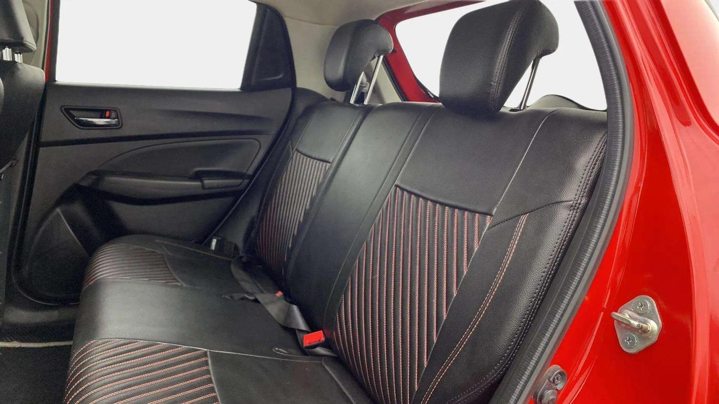 2021 Maruti Swift ZXI PLUS AMT DUAL TONE, Petrol, Automatic, 39,326 km, Right Side Rear Door Cabin