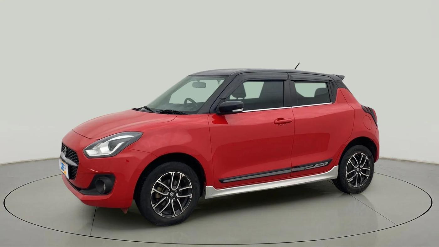2021 Maruti Swift ZXI PLUS AMT DUAL TONE, Petrol, Automatic, 39,326 km, Left Front Diagonal