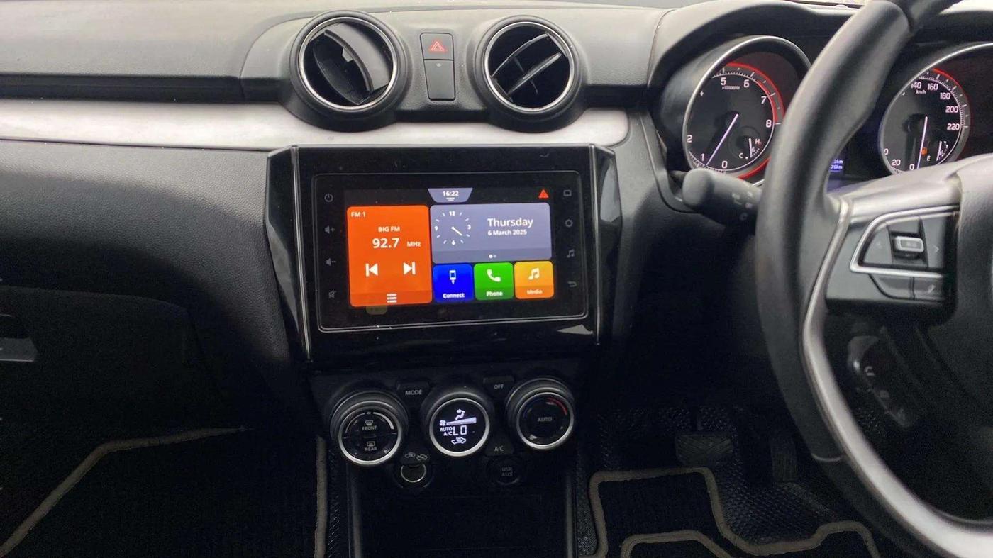 2021 Maruti Swift ZXI PLUS AMT DUAL TONE, Petrol, Automatic, 39,326 km, Air Conditioner