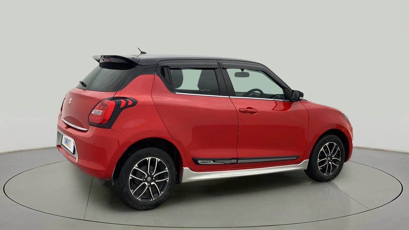 2021 Maruti Swift ZXI PLUS AMT DUAL TONE, Petrol, Automatic, 39,326 km, Right Back Diagonal