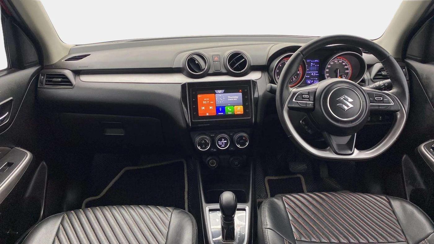 2021 Maruti Swift ZXI PLUS AMT DUAL TONE, Petrol, Automatic, 39,326 km, Dashboard