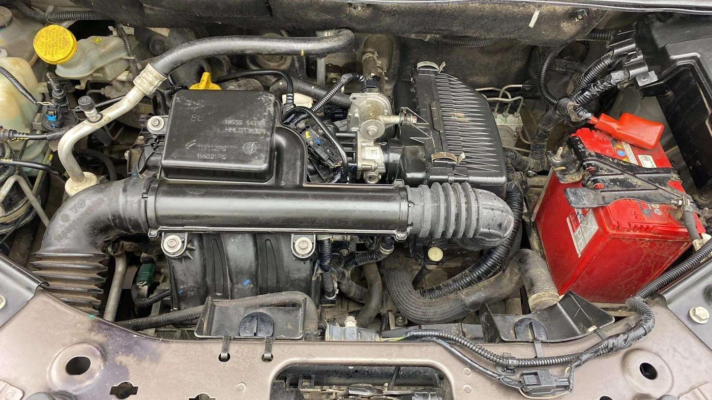2021 Nissan MAGNITE XL, Petrol, Manual, 52,758 km, Engine View