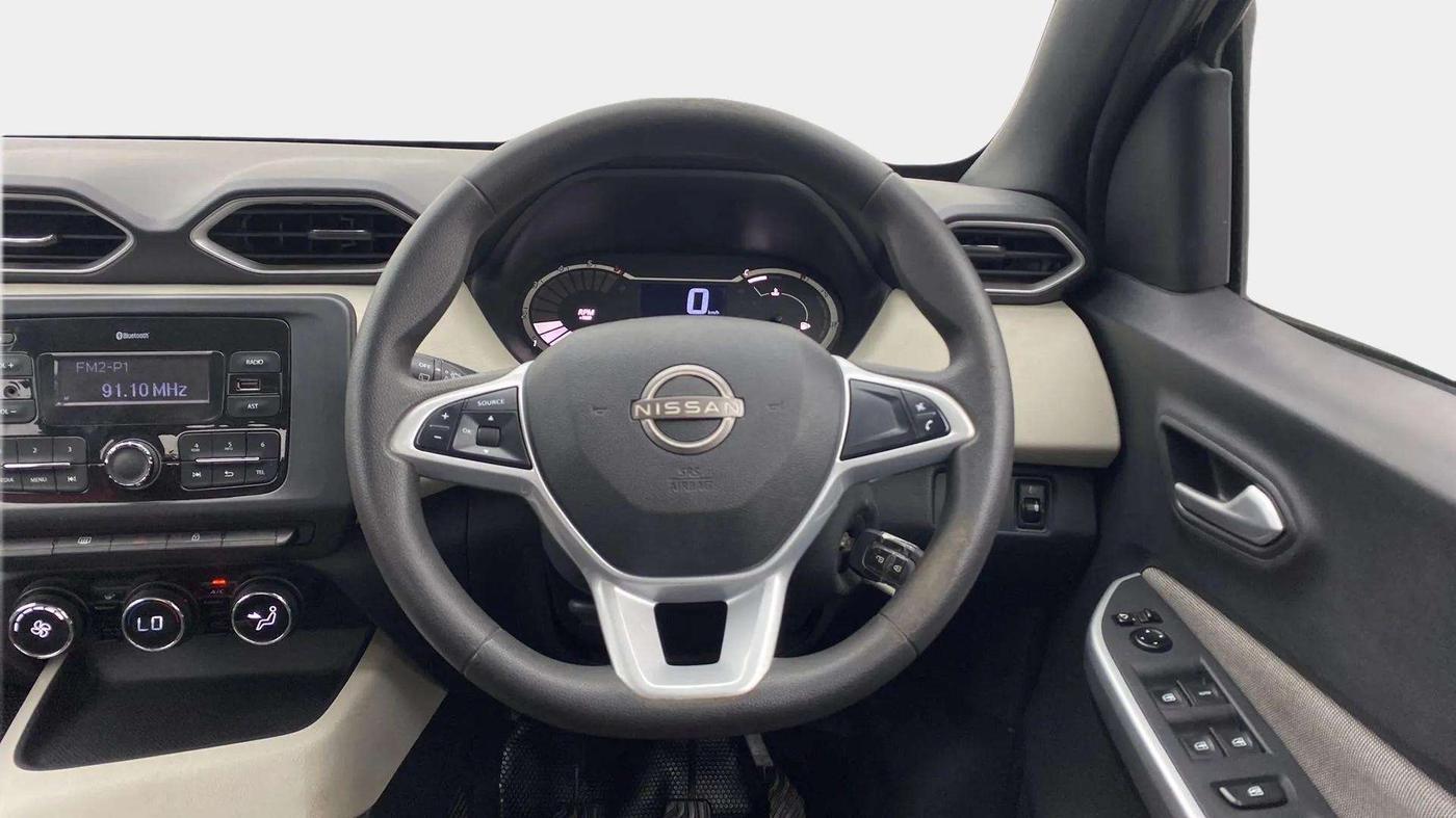 2021 Nissan MAGNITE XL, Petrol, Manual, 52,758 km, Steering Wheel Close Up