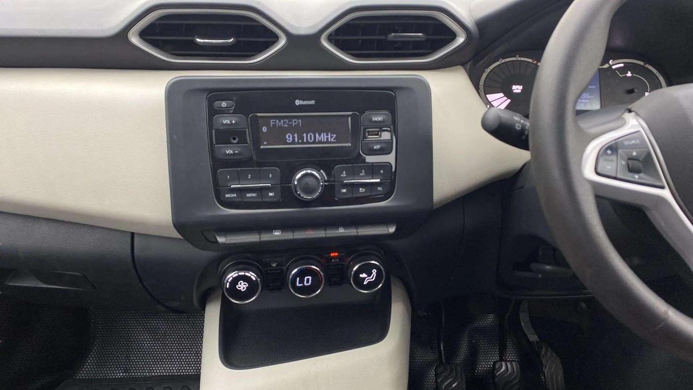 2021 Nissan MAGNITE XL, Petrol, Manual, 52,758 km, Air Conditioner