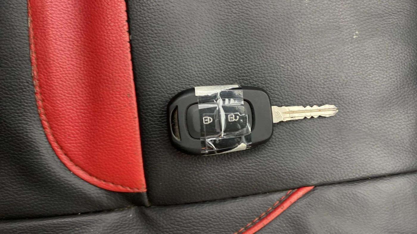 2021 Nissan MAGNITE XL, Petrol, Manual, 52,758 km, Key Close Up