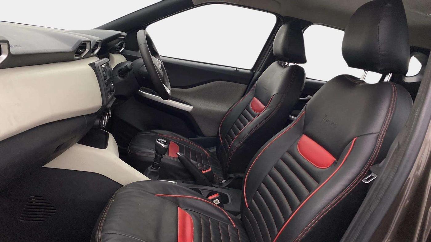 2021 Nissan MAGNITE XL, Petrol, Manual, 52,758 km, Right Side Front Door Cabin