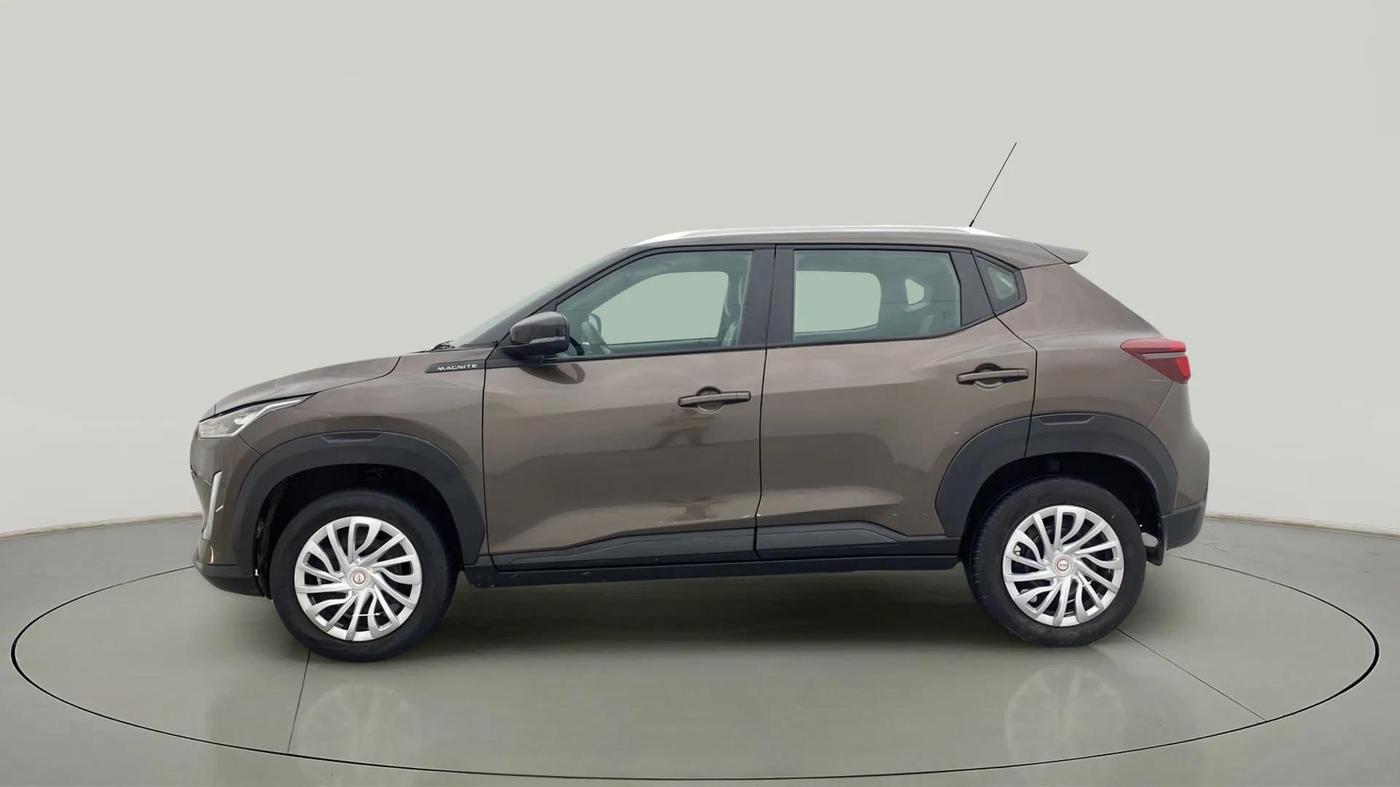 2021 Nissan MAGNITE XL, Petrol, Manual, 52,758 km, Left Side