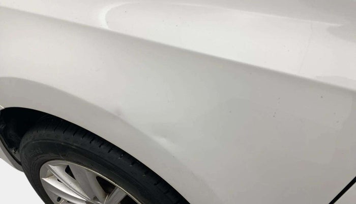 2018 Volkswagen Vento HIGHLINE PETROL AT, CNG, Automatic, 52,665 km, Left fender - Size <= 2 inch