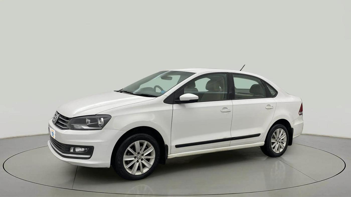 2018 Volkswagen Vento HIGHLINE PETROL AT, CNG, Automatic, 52,665 km, Left Front Diagonal
