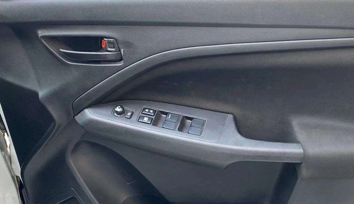 2023 Maruti BREZZA VXI SMART HYBRID, Petrol, Manual, 7,130 km, Driver Side Door Panels Control