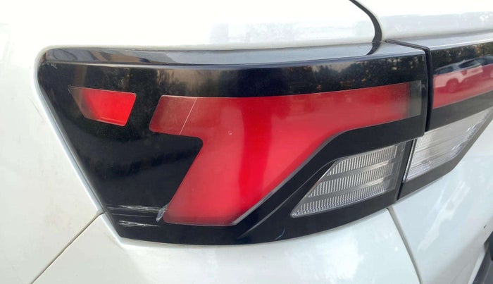 2023 Maruti BREZZA VXI SMART HYBRID, Petrol, Manual, 7,130 km, Left tail light - Minor scratches