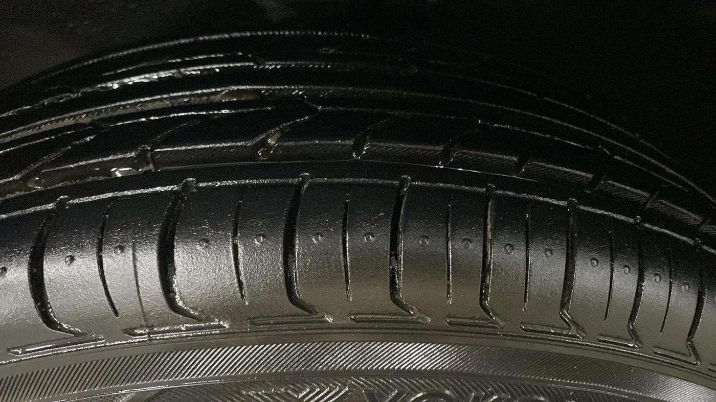 2018 Maruti Alto K10 VXI (O), Petrol, Manual, 31,100 km, Left Front Tyre Tread