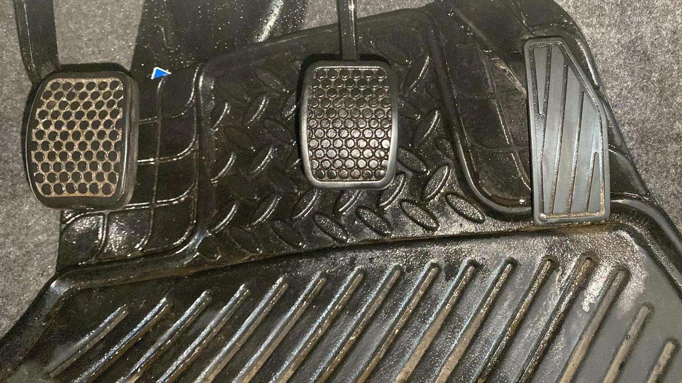 2018 Maruti Alto K10 VXI (O), Petrol, Manual, 31,100 km, Pedals