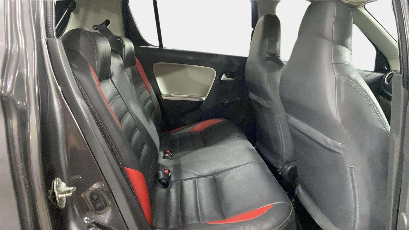 2018 Maruti Alto K10 VXI (O), Petrol, Manual, 31,100 km, Right Side Rear Door Cabin