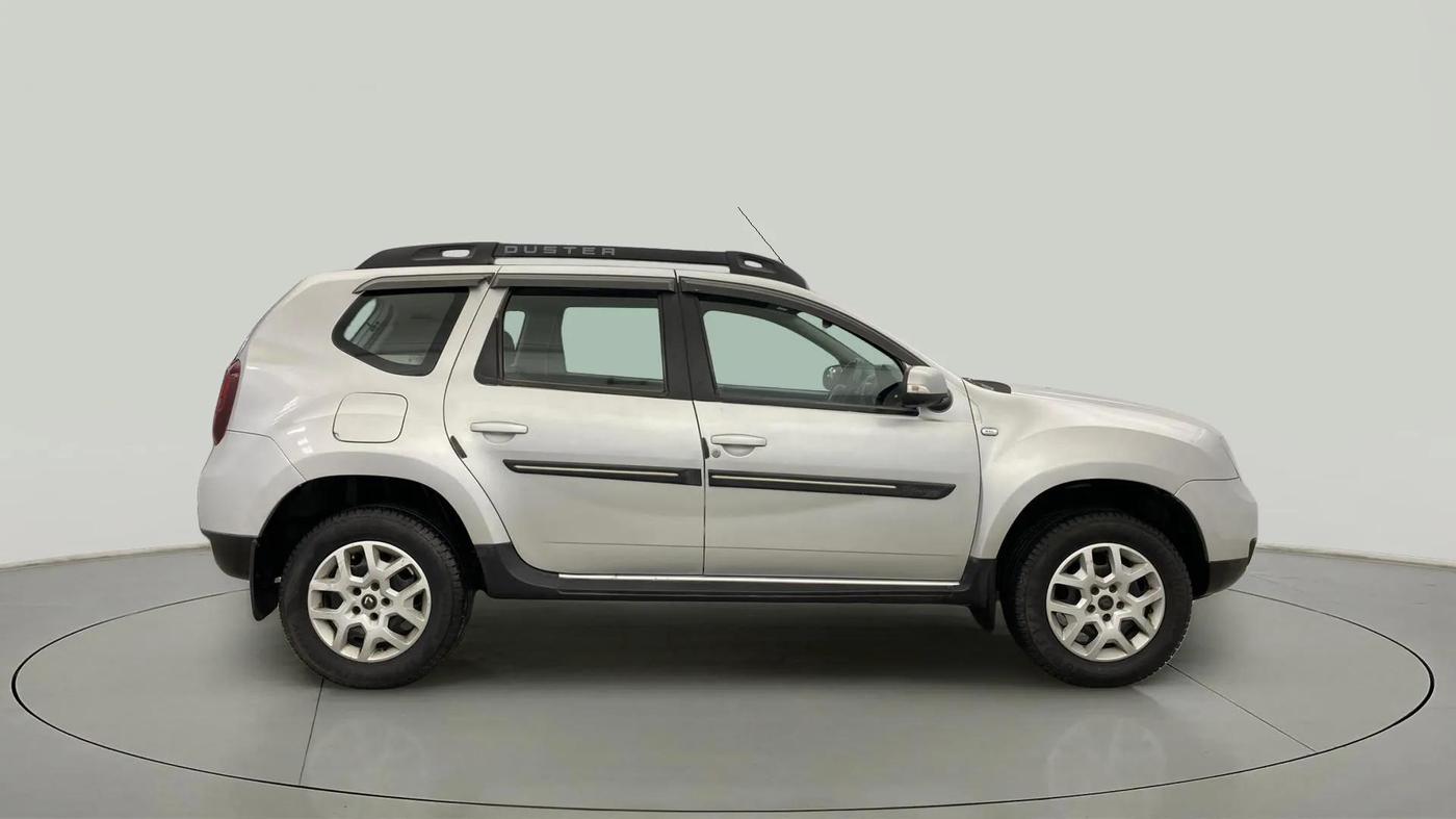 2017 Renault Duster RXL PETROL, Petrol, Manual, 36,846 km, Right Side View