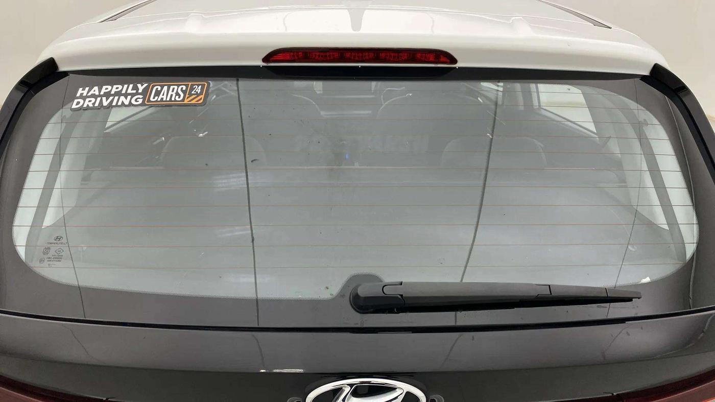 2022 Hyundai NEW I20 ASTA (O) 1.0 TURBO GDI DCT, Petrol, Automatic, 5,132 km, Rear Windshield