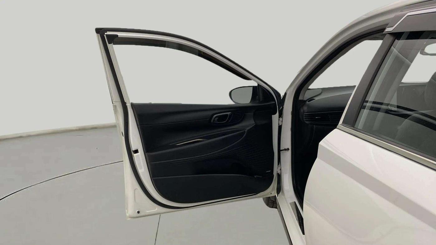 2022 Hyundai NEW I20 ASTA (O) 1.0 TURBO GDI DCT, Petrol, Automatic, 5,132 km, LHS Front Door