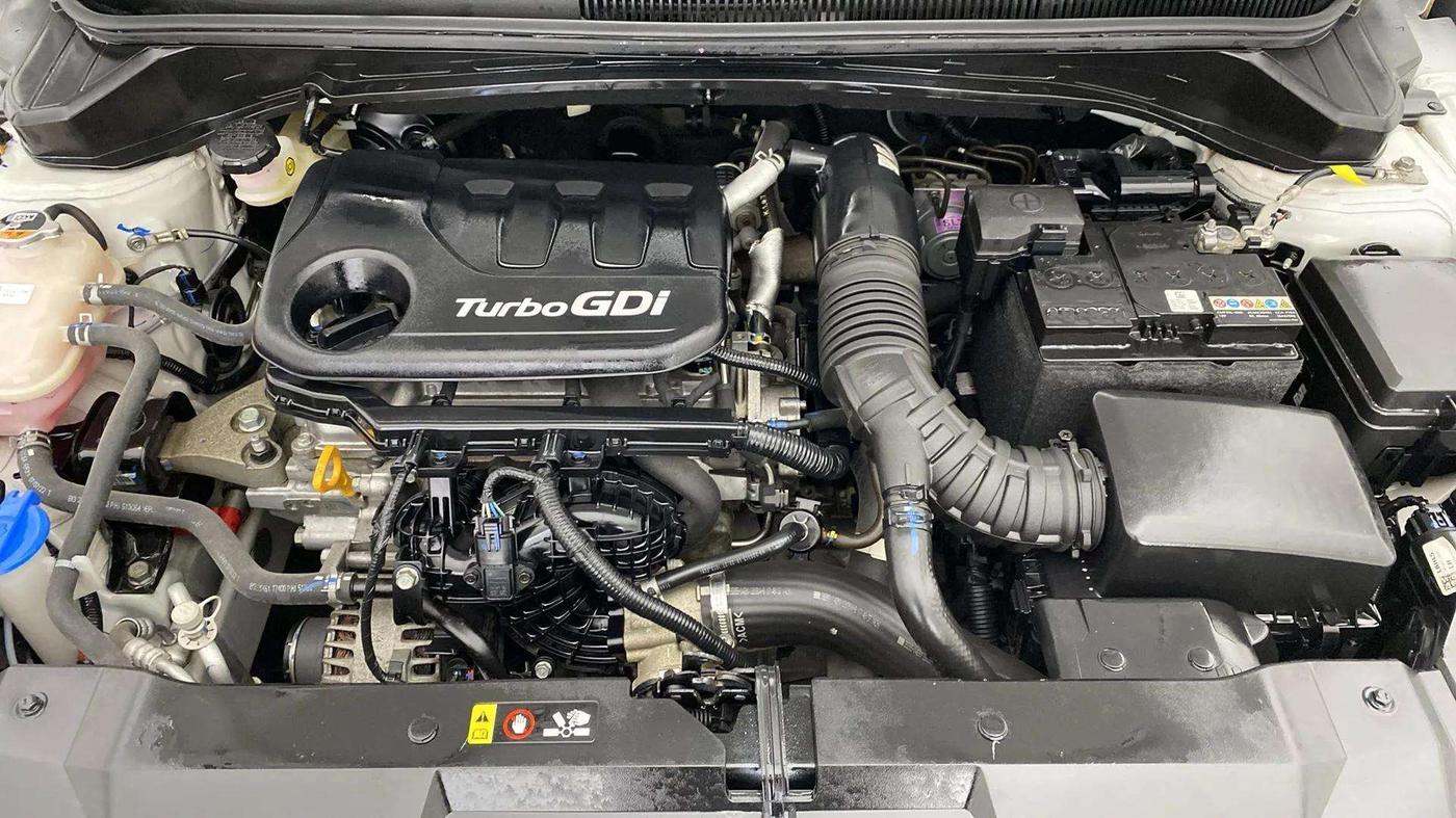 2022 Hyundai NEW I20 ASTA (O) 1.0 TURBO GDI DCT, Petrol, Automatic, 5,132 km, Engine View