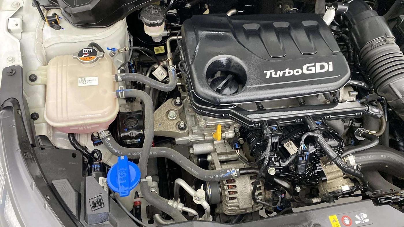 2022 Hyundai NEW I20 ASTA (O) 1.0 TURBO GDI DCT, Petrol, Automatic, 5,132 km, Engine View - Right
