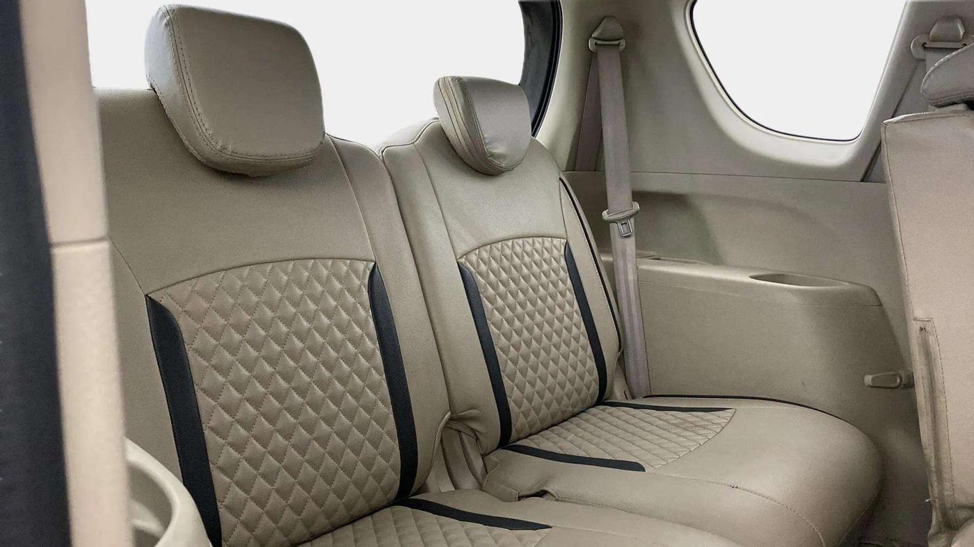 2017 Maruti Ertiga VXI ABS, Petrol, Manual, 33,417 km, Third Seat Row ( optional )