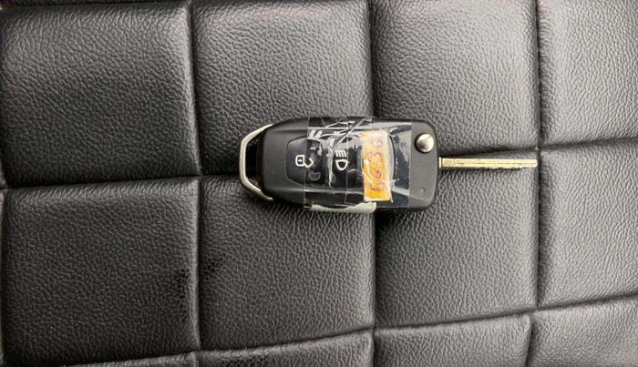 2022 Tata PUNCH ADVENTURE MT, Petrol, Manual, 43,173 km, Key Close Up