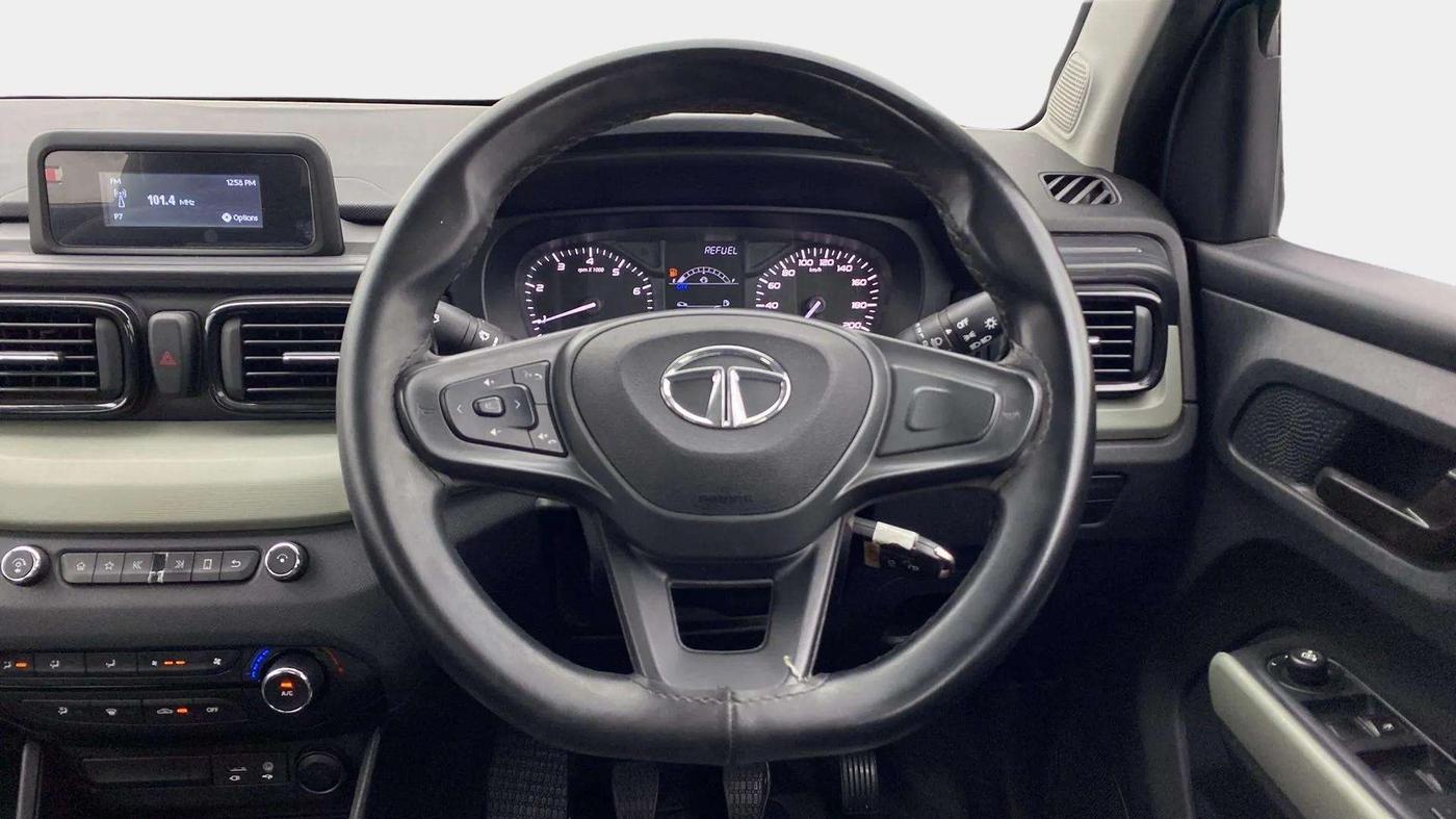2022 Tata PUNCH ADVENTURE MT, Petrol, Manual, 43,173 km, Steering Wheel Close Up