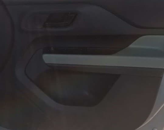 2022 Tata PUNCH ADVENTURE MT, Petrol, Manual, 43,173 km, Driver Side Door Panels Control