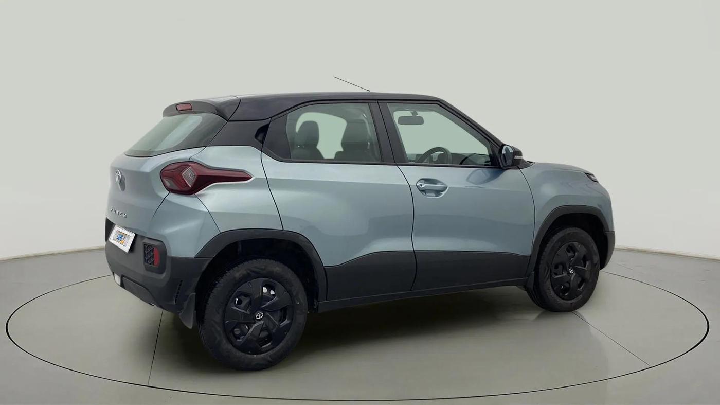 2022 Tata PUNCH ADVENTURE MT, Petrol, Manual, 43,173 km, Right Back Diagonal