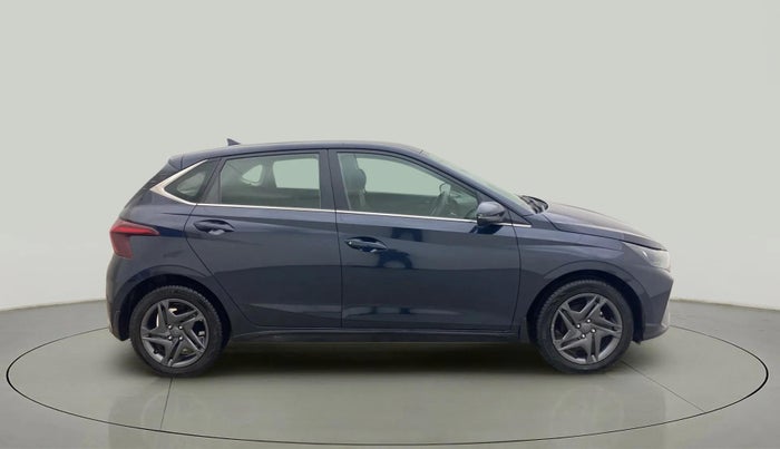 2021 Hyundai NEW I20 SPORTZ 1.2 MT, Petrol, Manual, 61,565 km, Right Side View