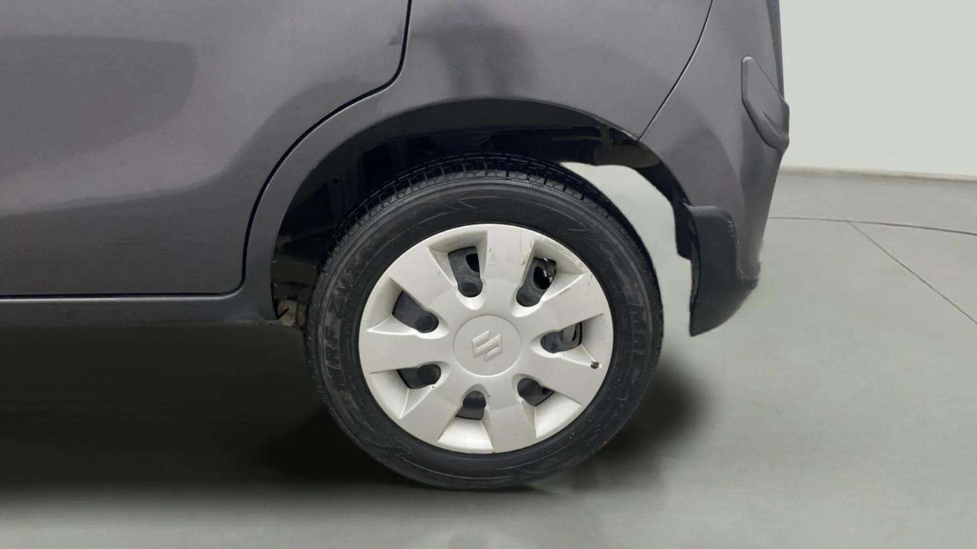 2017 Maruti Alto K10 VXI, Petrol, Manual, 67,559 km, Left Rear Wheel