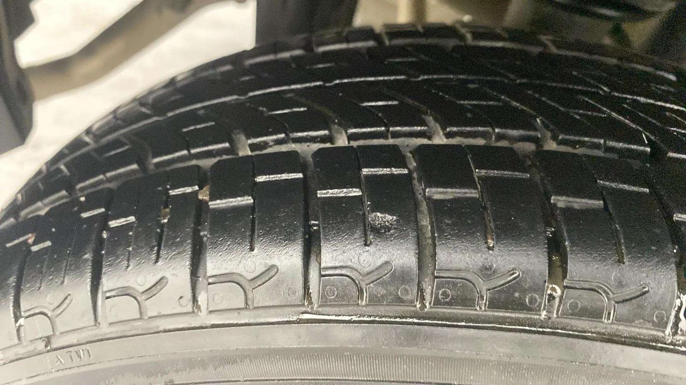 2017 Maruti Alto K10 VXI, Petrol, Manual, 67,559 km, Right Front Tyre Tread