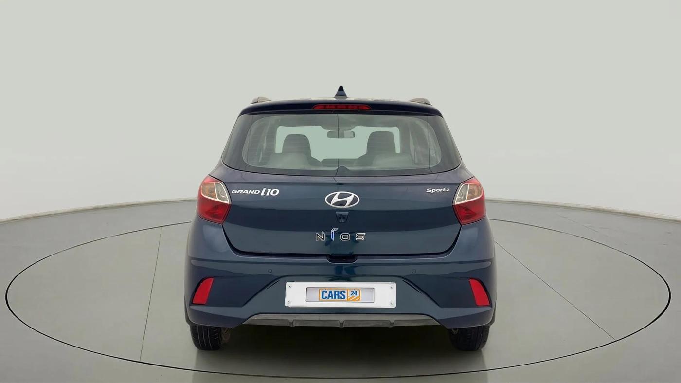 2022 Hyundai GRAND I10 NIOS SPORTZ AMT 1.2 KAPPA VTVT, Petrol, Automatic, 31,550 km, Back/Rear