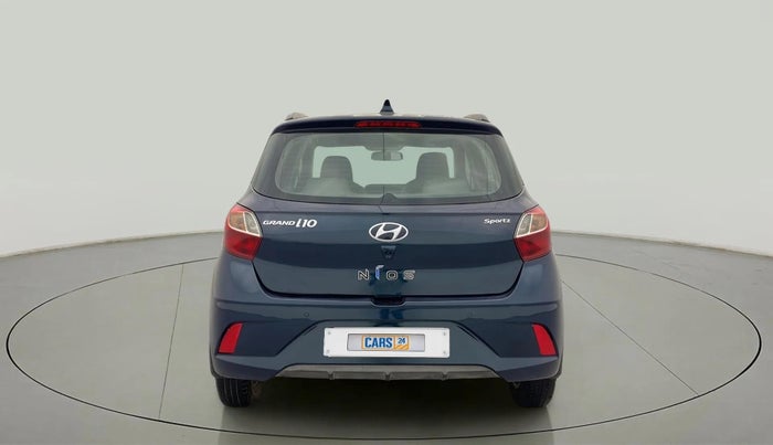 2022 Hyundai GRAND I10 NIOS SPORTZ AMT 1.2 KAPPA VTVT, Petrol, Automatic, 31,528 km, Back/Rear