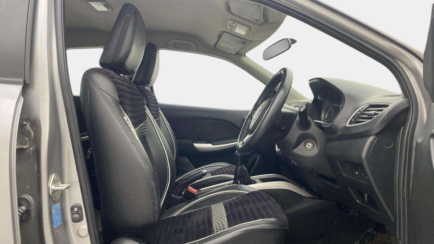 2017 Maruti Baleno DELTA PETROL 1.2, Petrol, Manual, 46,093 km, Right Side Front Door Cabin