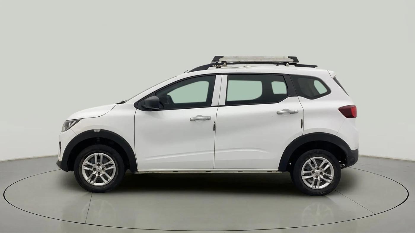 2022 Renault TRIBER RXL MT, Petrol, Manual, 35,107 km, Left Side