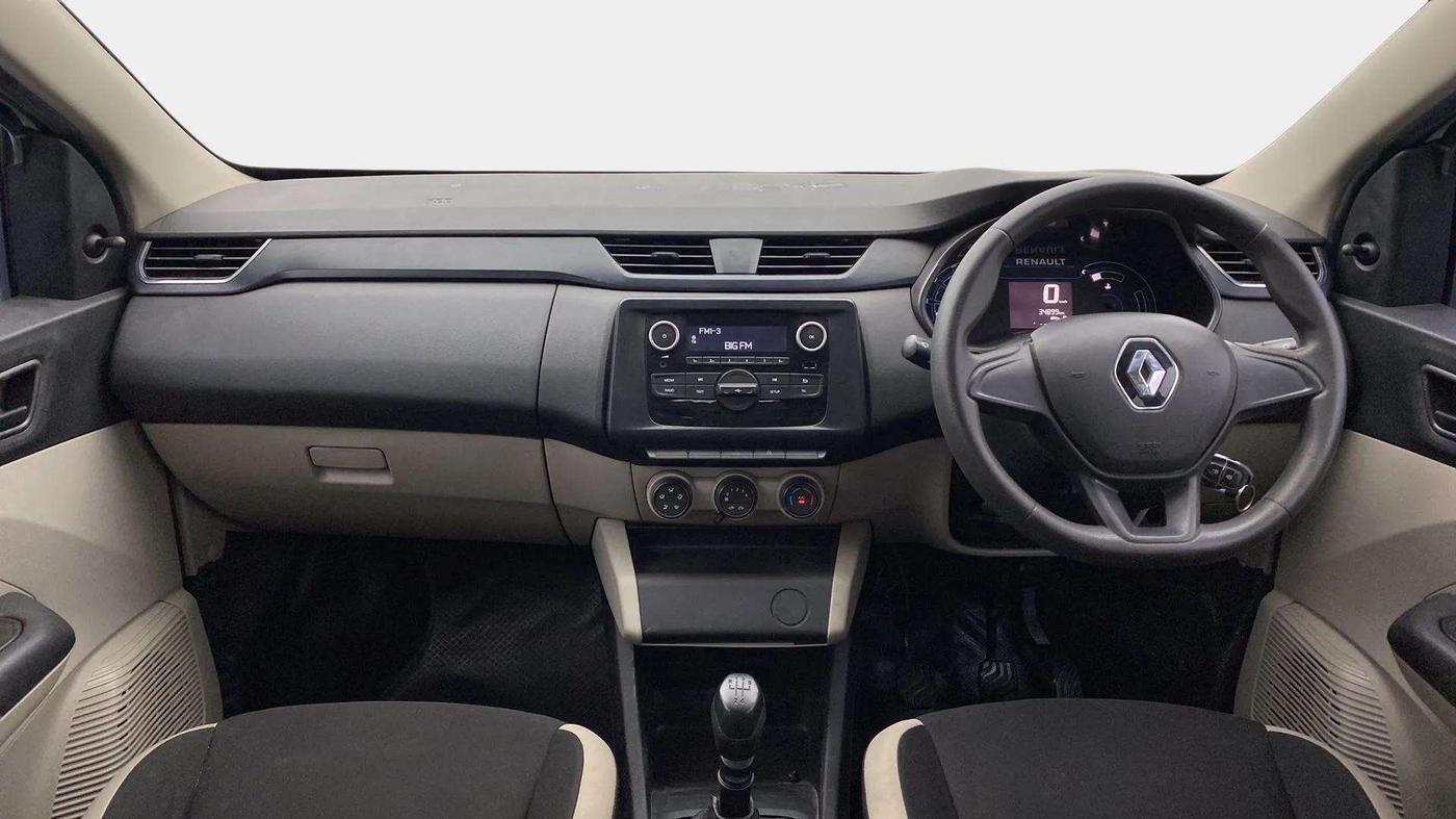 2022 Renault TRIBER RXL MT, Petrol, Manual, 35,107 km, Dashboard