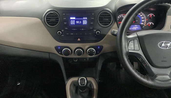 2016 Hyundai Grand i10 ASTA (O) 1.2 KAPPA VTVT, Petrol, Manual, 27,620 km, Air Conditioner