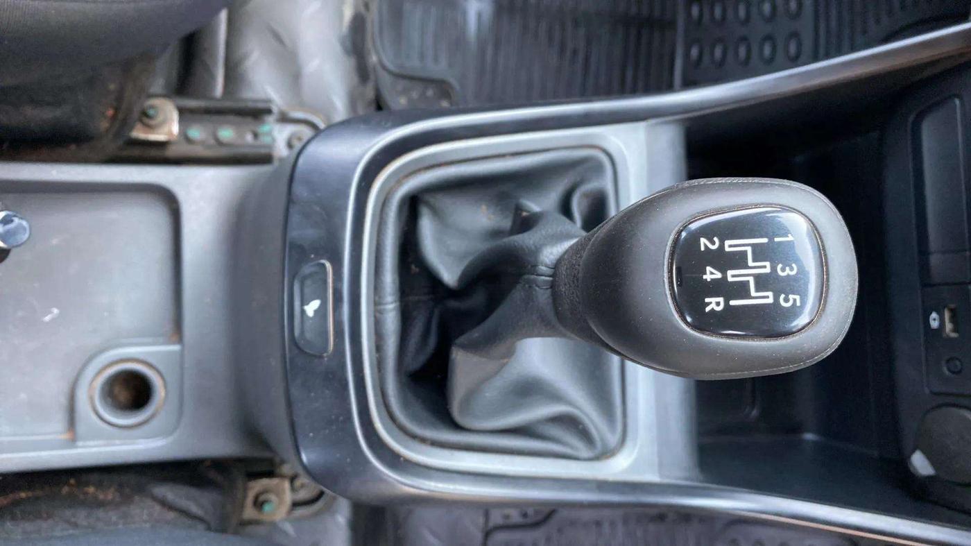 2021 Tata ALTROZ XM PETROL, Petrol, Manual, 31,852 km, Gear Lever