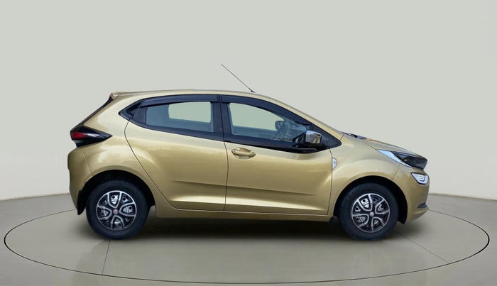 2021 Tata ALTROZ XM PETROL, Petrol, Manual, 31,354 km, Right Side View